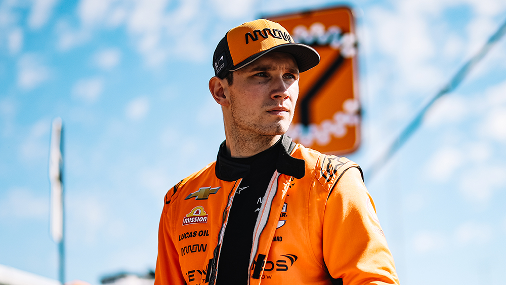 Christian Lundgaard Continues To Shape Arrow McLaren Car to His Style